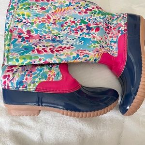 Lily inspired rainboots